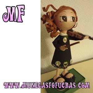 Muñeca Fofucha personalizada violinista