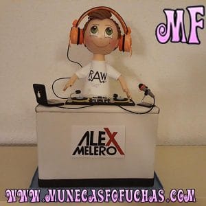 Fofufchas personalizadas dj con mesa alex 2019