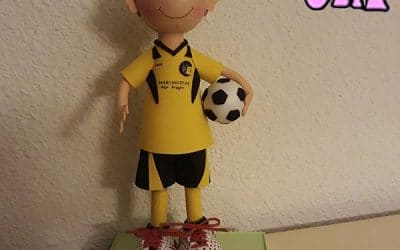 Cómo hacer un Muñeco Fofucho Futbolista